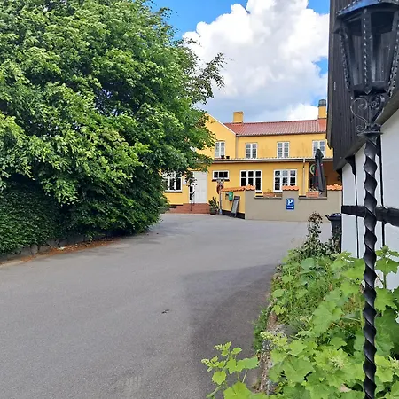 Hellehuset Pa * Oro